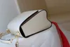 Högkvalitativ designer kvinnors axelväska v-formad tungkedja handväska crossbody väska medium svart handväska 50385