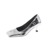 Scarpe eleganti 2023 Tacchi alti sottili per le donne Punta quadrata Slip on Scarpe da lavoro da ufficio Scarpe da sposa eleganti in pelle dorata di lusso