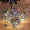 Kerstversiering 3-delige kerstcadeaudoos Ornamenten Kerstboomdecoratie met LED-licht Lichtgevende smeedijzeren holle doos 15 20 25 cm Jaardecoratie 231010