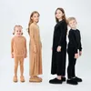 Familjsmatchande kläder Ap Velor Fall Winter Family Matching Set Dress and Romper Clothes Kids Baby Teen Boys Girls Casual Velvet Clothing 231010
