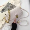 Женская сумка на плечо с цепочкой, новинка 2023 года, ручная модная сумка через плечо с тиснением под мышками, в магазинах скидка 95%, оптовая продажа
