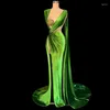 Party Dresses Modern Green Evening Cape Sleeve Long Arabic Dubai Gowns 2023 Robes Beading Women Prom Celebrity Customize