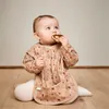 Bibs Burp Cloths Bebek Su Geçirmez Bebek giysileri Yemek Çocuklar Toddler uzun kollu önlük cepli kızlarla kızlar besleyen Smock şeyler 231009