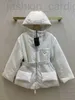 Jaquetas femininas designer 2022 jaqueta de inverno curto luxo pato branco para baixo cinto de enchimento para feminino solto casual bolso algodão terno ckge