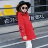 Cappotto 2023 Autunno Inverno Ragazze di lana Rosa Rosso Flores Design Petalo Maniche Giacca lunga per bambini giacca a vento vestiti della neonata 231009