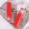 Bottiglie di stoccaggio Tubo di smalto per labbra in plastica da 2,5 ml Vuoto Sfumato lucido Rosso Imballaggio cosmetico Bottiglia riutilizzabile rotonda Mini Contenitori per lucidalabbra