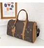 Luxur Designer Duffel Bag for Women Men P Brand Portable stor kapacitet resväska förvaringsväska sport fitness axel messenger väska handväska bagage väska