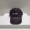 Diseñador Gorras de bola Gorra de béisbol de mezclilla para mujeres Damas al aire libre Letras Hombres Otoño Fasion Casual Streetwear Papá Sombrero Sombreros deportivos Sombrilla Gorras Chapeau El mejor regalo