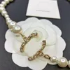 Collane da donna Gioielli di design di marca di lusso Collana di perle da donna Catena a cuore C Catene d'oro Lettera Gioielli per la festa nuziale delle donne