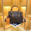 Light Luxury Brand Bags Handväskor Kvinnor 2023 New Fashion Advanced Sense Shoulder Crossbody Bag -butiker är 95% rabatt på clearance grossist