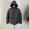 Piumini da uomo Designer Cappotti canadesi Giacche da donna da uomo Veste Homme Piumino invernale Grande pelliccia Felpa con cappuccio Abbigliamento Fourrure Lettere Capispalla Designer Parkasa3ae