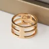 Anelli con lettere in ottone a forma di anello con diamante da donna, gioielli di moda con fascino Supply225M