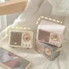 Decoratieve objecten beeldjes Mini Retro Bureau Decor Bluetooth Speaker Draadloos USB Opladen Subwoofer Desktop Kawaii Decoratie Schattig 231009