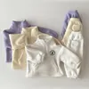 Kläduppsättningar Småbarn pojkar kläder set outfit barn varm fleece swearshirt baby flickor pullover tops byxor passar 2 st barn kläder set 231010