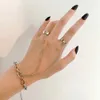 Pierścień Solitaire Punk Geometryczny srebrny łańcuch na nadgarstek Pierścień dla kobiet mężczyzn Charm Hip Hop Tassel Otwarty zestaw par para biżuterii mody 231009