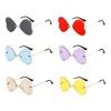 Lunettes de soleil mode métal amour lunettes sombres Vintage verre sans monture hommes femmes papillon lunettes en plein air scène fête Pograph