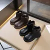 Stivali 2023 ragazze caviglia versatile morbido marrone nero bambini moda casual antiscivolo elegante chic scarpe per bambini per ragazzi