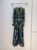 2023 Australisk designerklänning Barock Silk Print Retro Court Sexig V-ringning Rhinestone Midje Wrap Long Dress 10