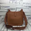 Umhängetasche, Designer-Tasche, Luxus-Handtasche, Designer-Hangbags, neue Luxus-Tasche, die Einkaufstasche, perforiertes echtes Leder, schlichter Riemen, Damentasche, Geldbörse, Modetaschen, Reisen