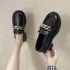 Chaussures habillées Locs pour femmes Plus taille 43 femmes Oxford Chain Black Loafer Slip on Flat décontracté talons bas Cuir