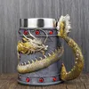 Muggar Dragon Coil Beer Mug 3D Harts Rostfritt stål med Dragon Tail Handle Red Gold Dragon Coffee Wine Cup Holy Grail Christmas Gift 231009