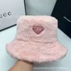 Cappello da donna autunno inverno nuovo imitazione pelo di coniglio triangolo invertito stile stella pescatore versatile e caldo