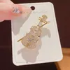 Mode Mini broche de violon designer papillon broches vintage broche de mode plein diamant Agate vêtements féminins costume broches en alliage pour chapeaux écharpe blanc 4.2x1.9 cm