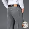 Jeans da uomo Smokey Grey Straight Baggy Men Lyocell Comodo Business Casual Moda maschile Marchio di abbigliamento Pantaloni in denim 231009