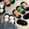 Pantoufles Chaussures d'hiver pour femmes à semelles épaisses en peluche fête décontractée sangle à bout ouvert intérieur antidérapant maison