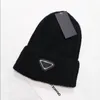 2023Fashion designer men winter beanie high-quality unisex knitted cotton warm hat classical sports skull caps ladies casual outdoor stripe cap beanies