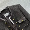 Brown Wool Warm 2023 New Autumn and Winter O-Neck Long Sleeve Brand Samma kappa Kvinnors designer Top