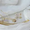 Collana Orecchini Set YIZIZAI Set di fiori rosa placcato color oro di lusso per le donne Squisito orecchino con zirconi Matrimonio elegante