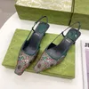 Elbise Ayakkabı 2023 Tasarımcı Moda Kadın Kızlar G Slingback Sandalet Pompası Aria Slingback Ayakkabıları Kristaller Pırıltılı Motif ile Siyah Mesh'de Sunulur