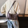 Kvällspåsar vintage koreansk avslappnad söt designer axel underarm tygväska damer sling läder zip purses handväskor kvinnor