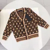 Baby Designer Brand Cardigan Kids Sweaters Toddler New Autumn Clothing Children Girls Boys Tröja barnkläder stickade varma höstkläder