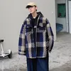 メンズジャケット秋の格子縞のジャケットメンファッションレトロポケットカジュアルストリートウェア韓国のルーズラペルコートメンズアウターウェアM-2xl 231011