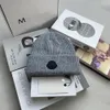 Nuovo cappello lavorato a maglia alla moda di alta qualità, cappello di lana stile di vendita caldo in Europa e America Antivento e caldo come regalo per la famiglia e le coppie Opzionale