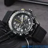 Herrklockor av högkvalitativa lyxiga herrklockor kvarts Endurance Pro Avenger Chronograph Watches flera färger gummi män tittar på glas armbandsur montre luxe