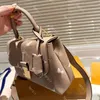 Madeleine BB Çanta Totes Pures Tasarımcısı M45978 Çanak Çantalar Omuz Çantası Lüks Crossbody Kadın Çanta Cüzdan Back Çantası M46041 Monogramlar Desen