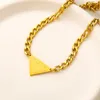 Collier pendentif de style minimaliste Collier de créateur avec logo triangle classique Plaqué or 18 carats Bijoux de haute qualité Romantique Nouveau style Fille Famille Lovce Cadeau Collier