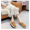 Slippers 2023 Autumn Women's Closed Toe Slippers Cow Suede Leather Clogs Sandals Women Flat Platform Retro Garden Mule Clog Slides x1011