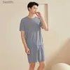 Herren-Nachtwäsche, Sommer-Männer-Pyjama-Anzug, T-Shirt-Shorts, Heimkleidung für Männer, spurlos, Rundhalsausschnitt, lässig, Sommer, lässige Homewear-Sets, L231011