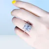 925 Pierścień srebrnego Cut 5ct Diamond Moissanite Square Pierścień zaręczynowy Pierścienie dla kobiet Prezent 9804450