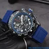 Herrklockor av högkvalitativa lyxiga herrklockor kvarts Endurance Pro Avenger Chronograph Watches flera färger gummi män tittar på glas armbandsur montre luxe