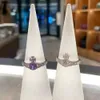 La créatrice Viviene Westwoodthe Western Empress Dowager's Same Vivienne Double Layer Amovible Sparkling Diamond Crown Ring a une sensation haut de gamme et un luxe léger