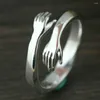 Кольца кластера 2023 для женщин и девочек, пара, креативная любовь, объятие, серебряный цвет, открытое кольцо с изменяемым размером, модные индивидуальные ювелирные изделия, подарки для влюбленных