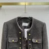 Brown Wool Warm 2023 New Autumn and Winter O-Neck Long Sleeve Brand Samma kappa Kvinnors designer Top