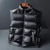 Erkek yelek kış aşağı pamuk yelek erkek sıcak kolsuz puffer ceket sıradan erkekler parlak yüzey zip yukarı katı ceketler üstler 231011
