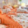 Conjuntos de cama dos desenhos animados conjunto laranja princesa ins flor cama saia com rendas meninas crianças capa de edredão para casa bedrooom decoração