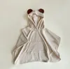 Towels Robes Baby Bath Towel 0-4Y born Baby Girl Boy Hooded Bathrobe Kids Beach Blanket Pajamas Beach Spa Quick-drying Kids Bathrobe Towel 231006